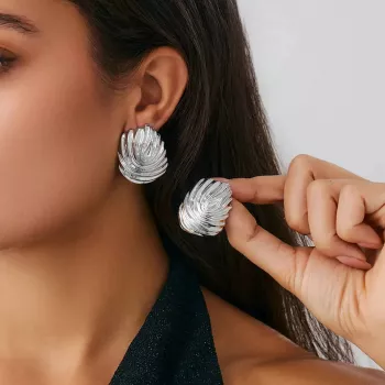 Alchemy Gothic Jewelry: Style, Symbols & How to Wear It